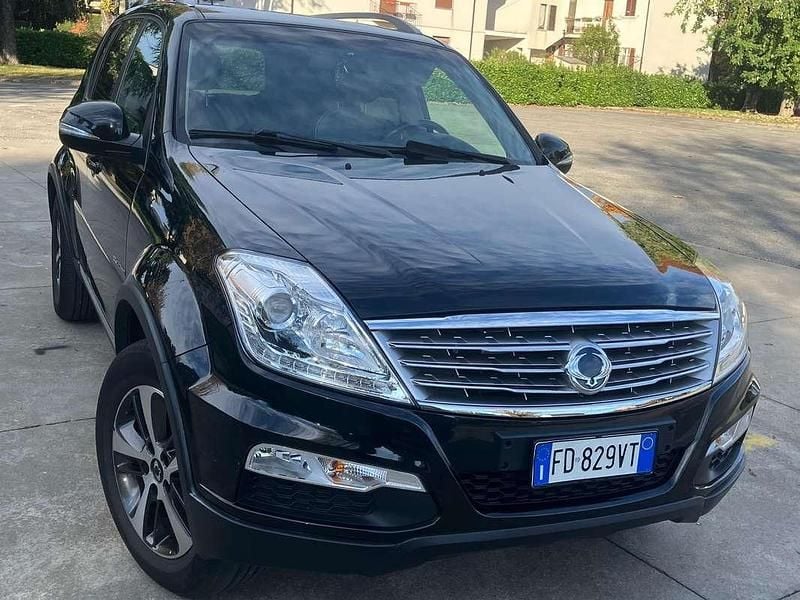 Nero Usata 2016 Ssangyong (KGM) Rexton SUV | 9500 € (Ottimo prezzo) - Immagine 1/4