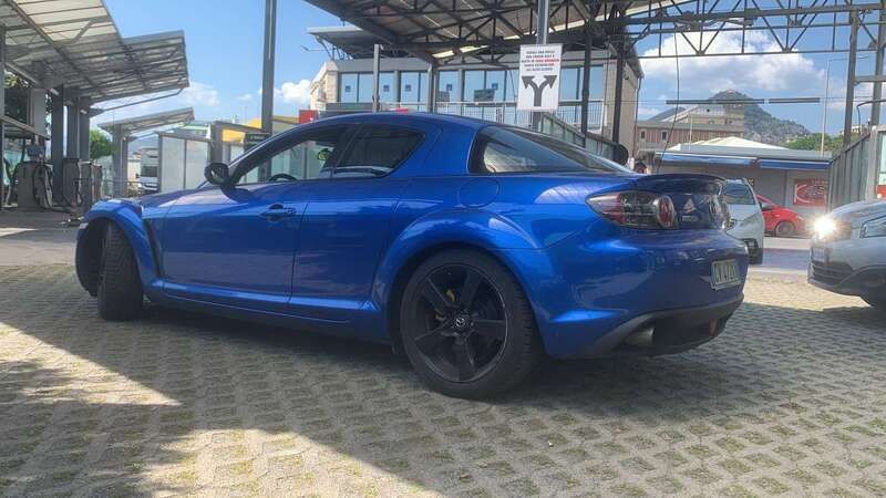 Blu/azzurro Usata 2004 Mazda RX8 Due volumi | 16.000 € (Cara) - Immagine 1/4