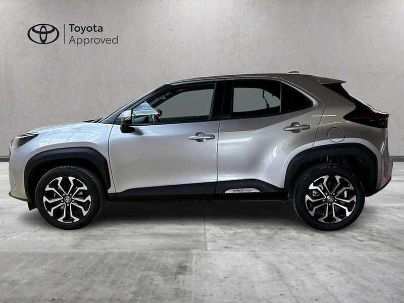 Usata Toyota Yaris Cross Trend 116 CV (85 kW) 2022 Argento SUV