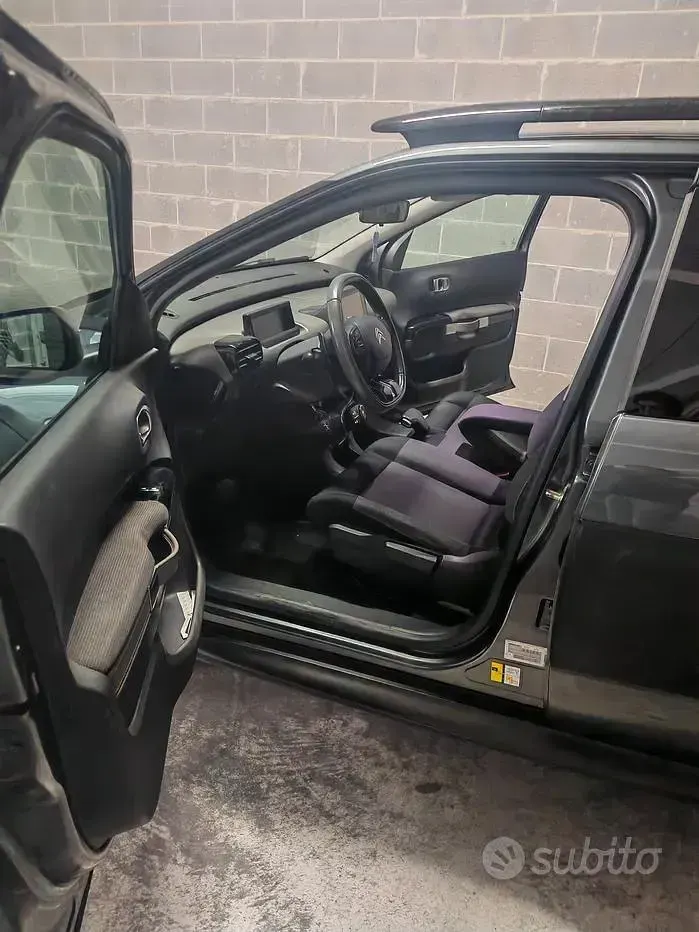 Usata Citroën C4 92 CV (67 kW) 2015 Nero SUV