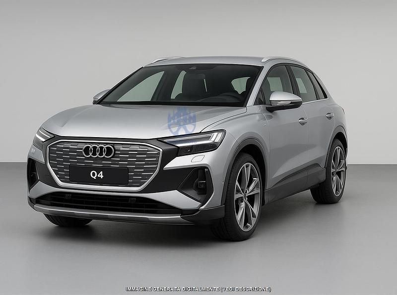 Usata Audi Q4 e-tron S-Line 210 kW (286 CV) 2025 Argento SUV