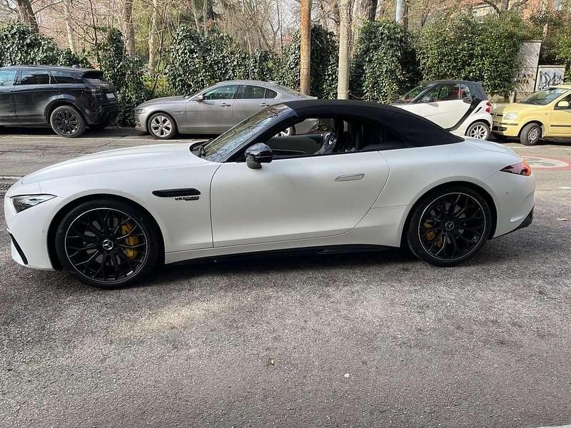 Usata Mercedes SL63 AMG Premium Plus 585 CV (430 kW) 2024 Bianco opaco Cabrio