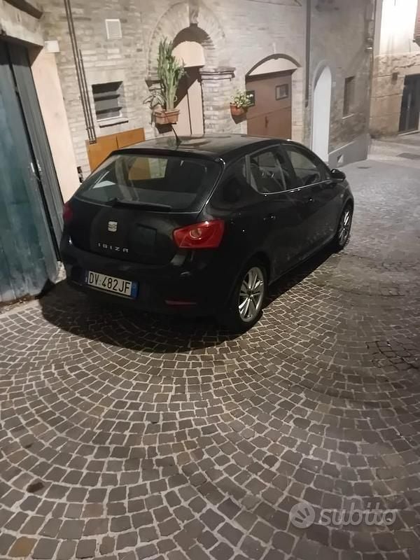 Usata Seat Ibiza 69 CV (50 kW) 2009 Nero Berlina