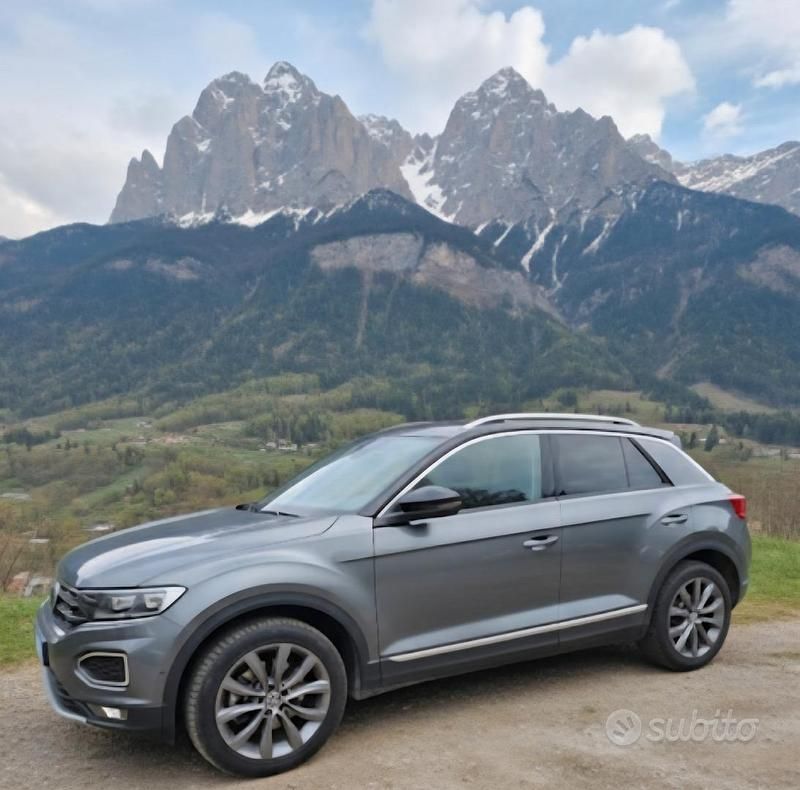Grigio Usata 2018 VW T-Roc Advance SUV | 18.500 € (Buon prezzo) - Immagine 1/4