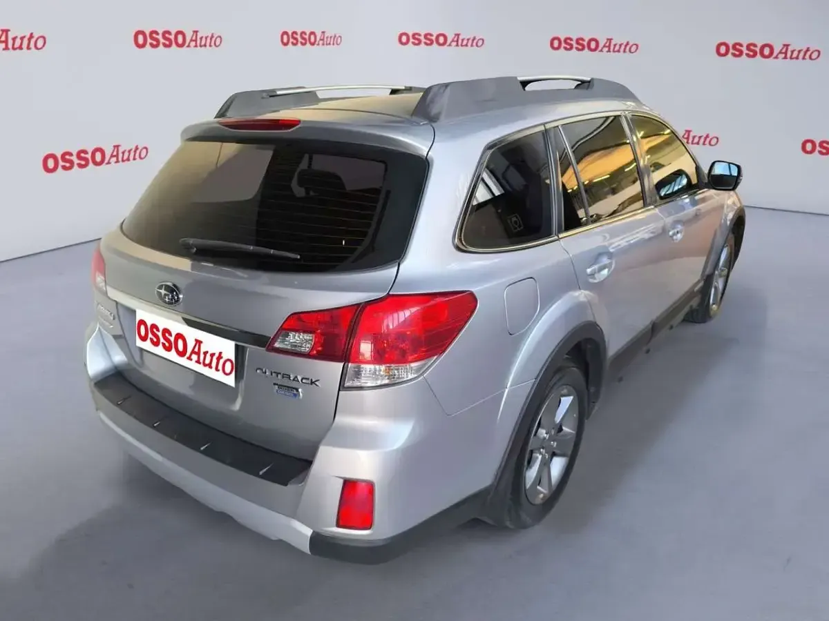 Usata Subaru Outback Trend 150 CV (110 kW) 2014 Argento Station wagon