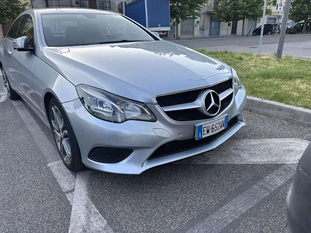 Usata Mercedes E220 Executive 170 CV (125 kW) 2015 Coupé