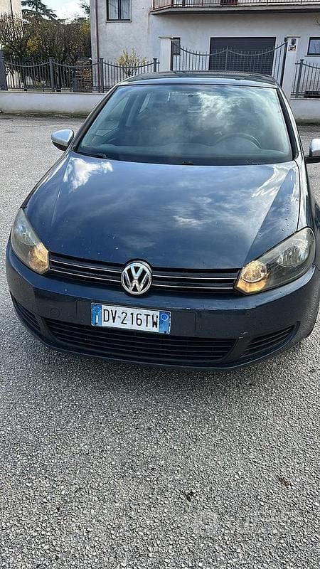 Blu Usata 2009 VW Golf VI Comfortline Tre volumi | 2900 € (Super prezzo) - Immagine 1/4