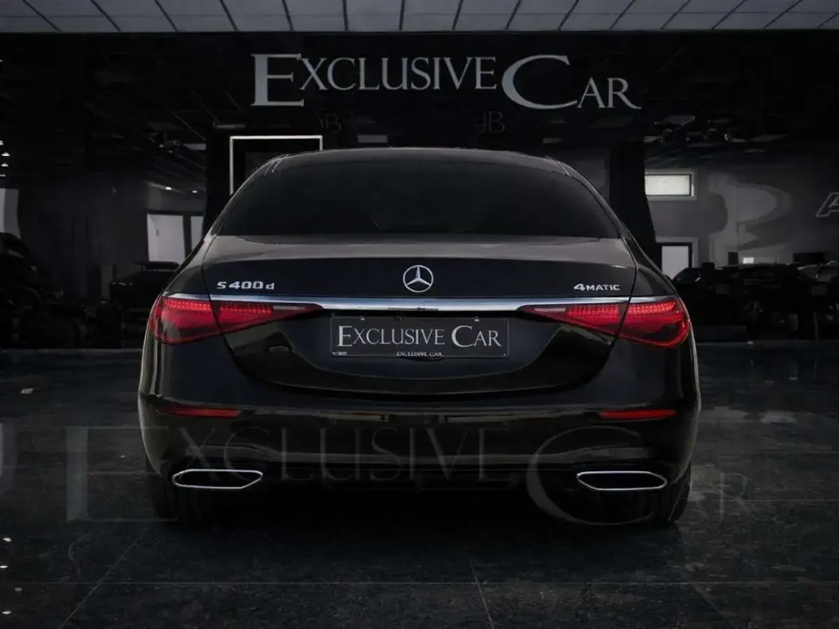 Usado Mercedes S400 Premium Plus 330 CV (242 kW) 2023 Negro Berlina