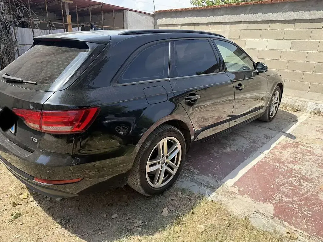 Usata Audi A4 Business Plus 150 CV (110 kW) 2016 Nero Station wagon