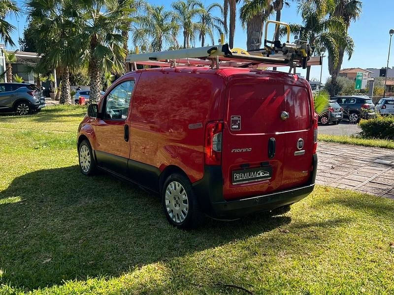 Usata Fiat Fiorino 95 CV (69 kW) 2015 Rosso Monovolume