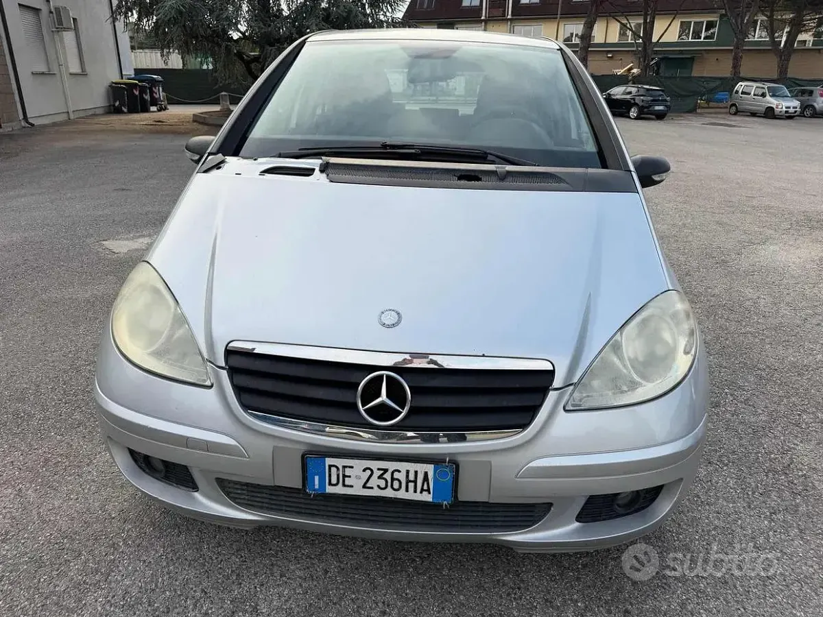 Usata Mercedes A160 Classic 82 CV (60 kW) 2006 Grigio Berlina