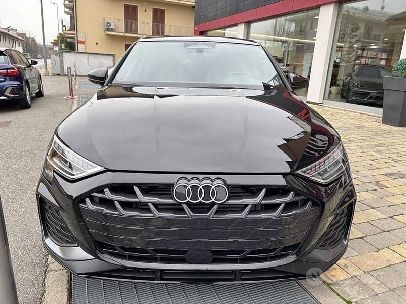 Nuova Audi A3 S-Line 150 CV (110 kW) 2025 Nero Berlina