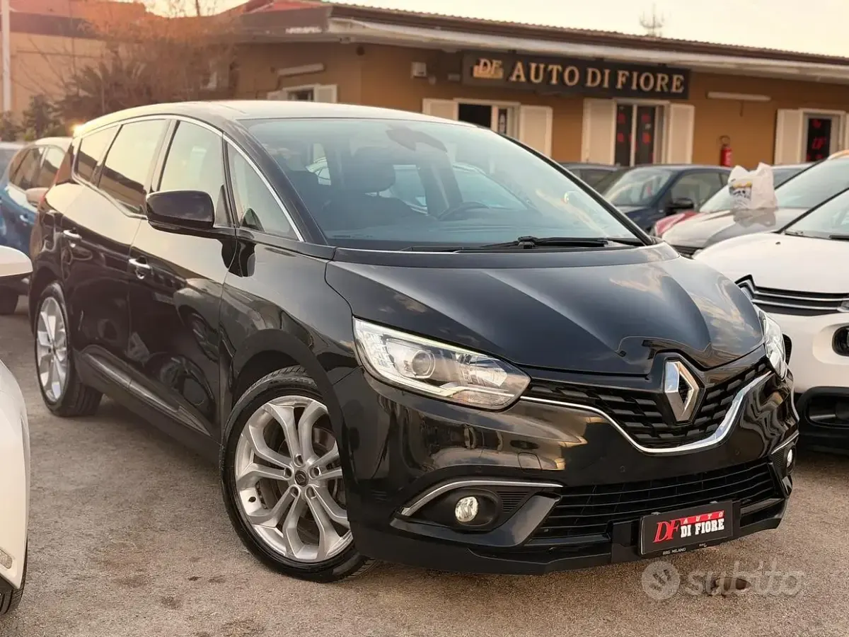 Usata Renault Grand Scénic IV 120 CV (88 kW) 2019 Nero Monovolume