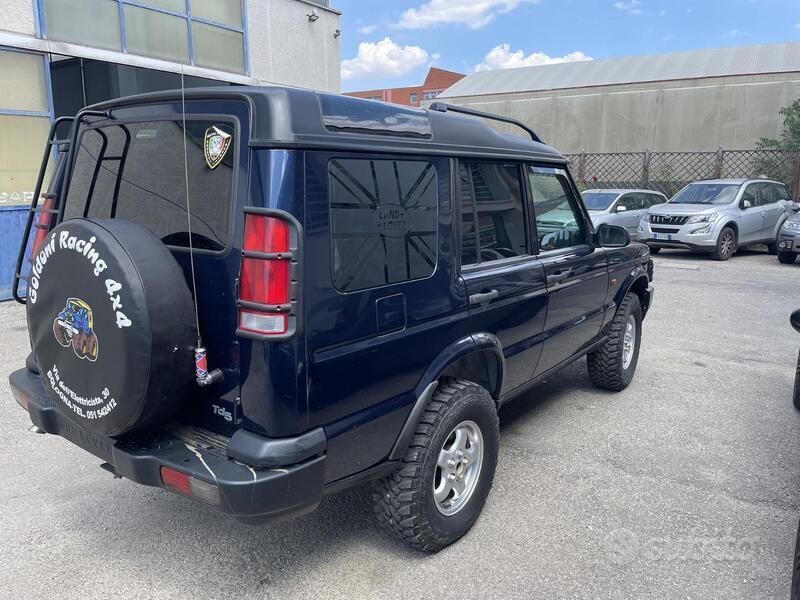 Usata Land Rover Discovery 2 139 CV (102 kW) 2001 Blu/azzurro SUV