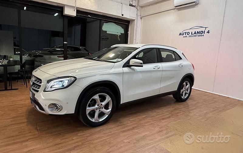 Usata Mercedes GLA200 Premium 135 CV (99 kW) 2017 Bianco SUV