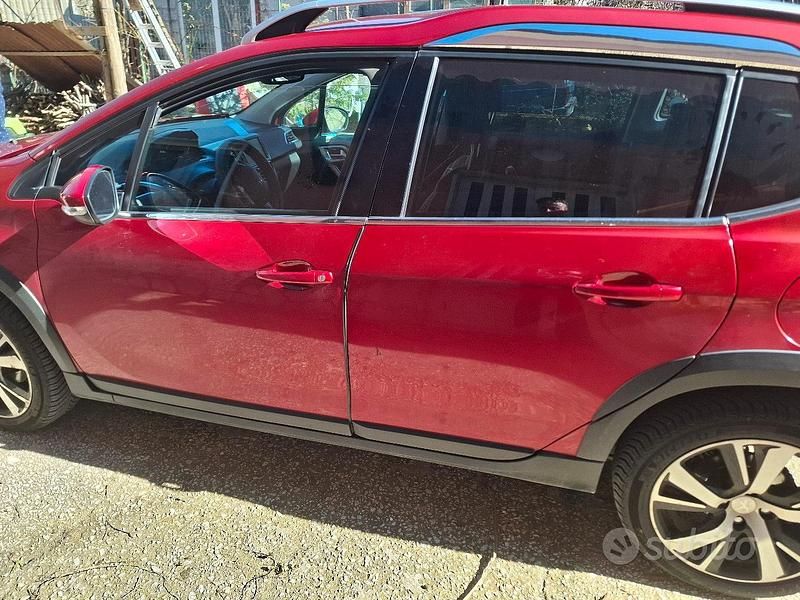 Usata Peugeot 2008 2017 Rosso SUV