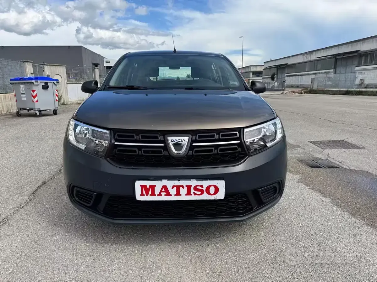 Usata Dacia Sandero 73 CV (53 kW) 2019 Marrone Berlina
