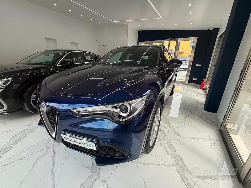 Usata Alfa Romeo Stelvio Ti 190 CV (139 kW) 2020 Blu SUV