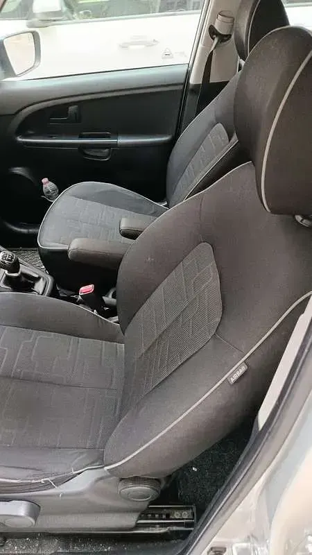 Usata Kia Venga 90 CV (66 kW) 2013 Grigio Utilitaria