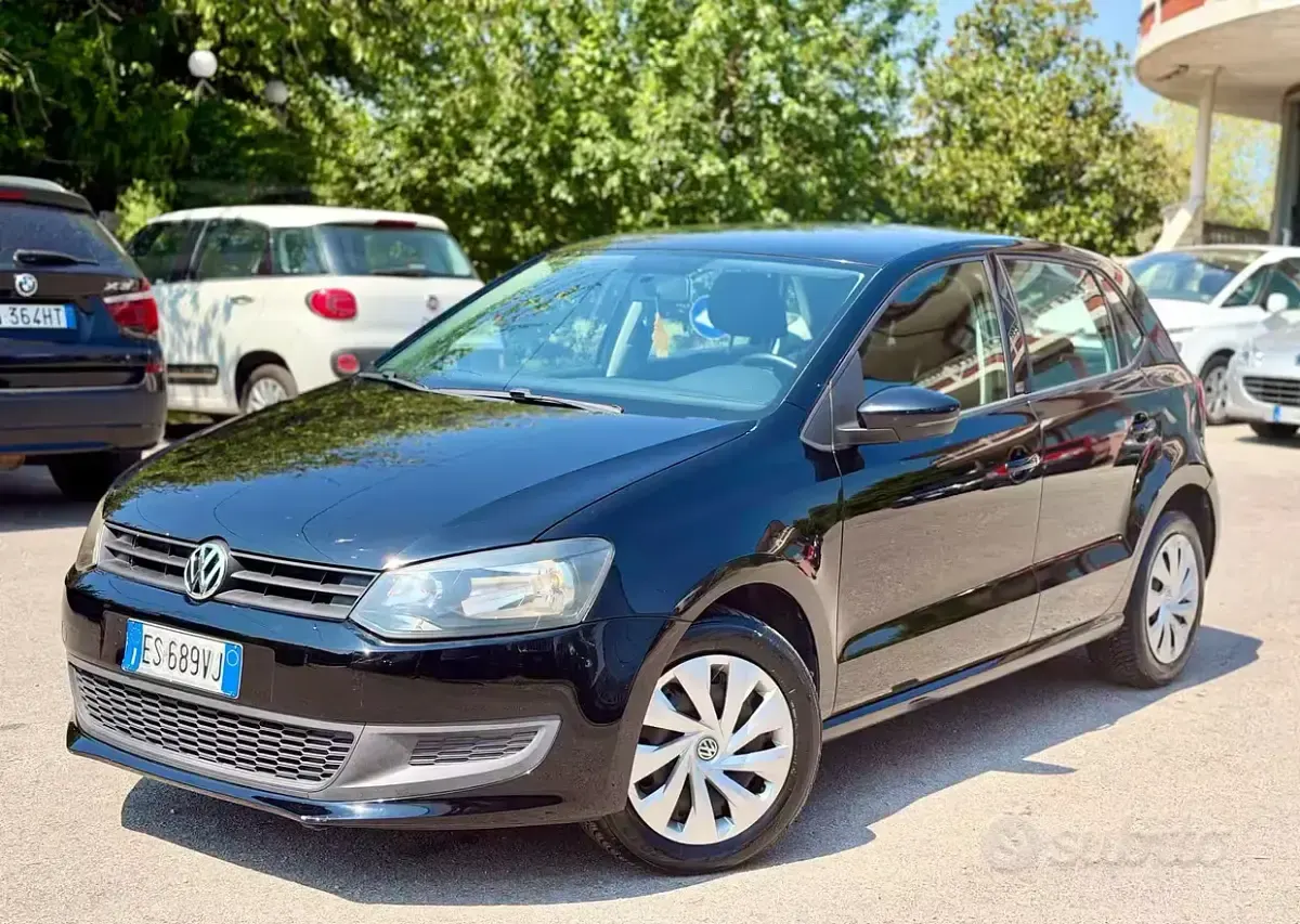 Usata VW Polo 75 CV (55 kW) 2013 Nero Utilitaria