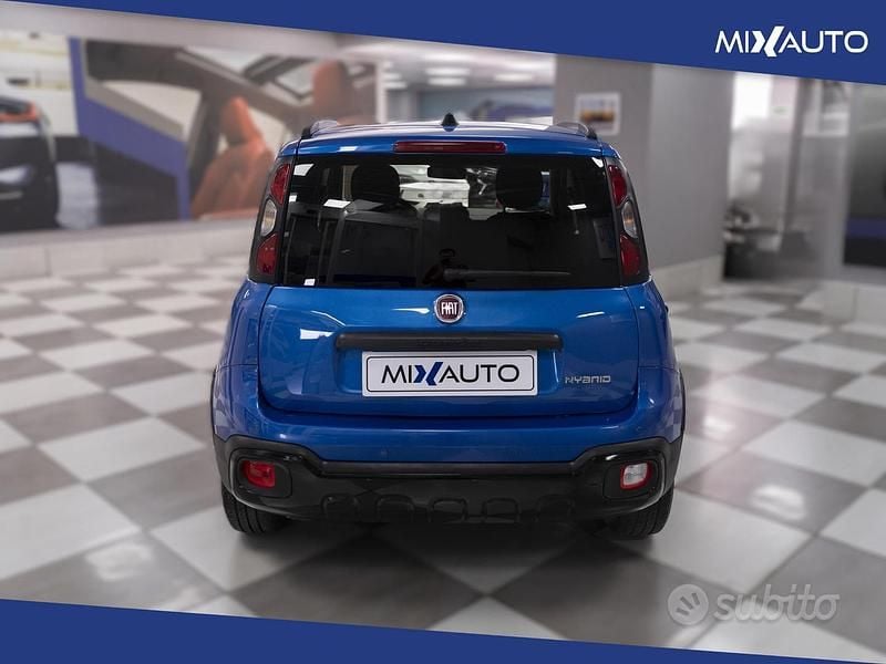 Usata Fiat Panda Cross Cross 70 CV (51 kW) 2025 Bluazzurro Utilitaria