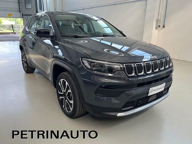 Nuova Jeep Compass Altitude 131 CV (96 kW) 2025 Grigio medio metallizzato SUV