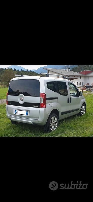 Usata Fiat Sedici Trekking 75 CV (55 kW) 2010 Grigio SUV