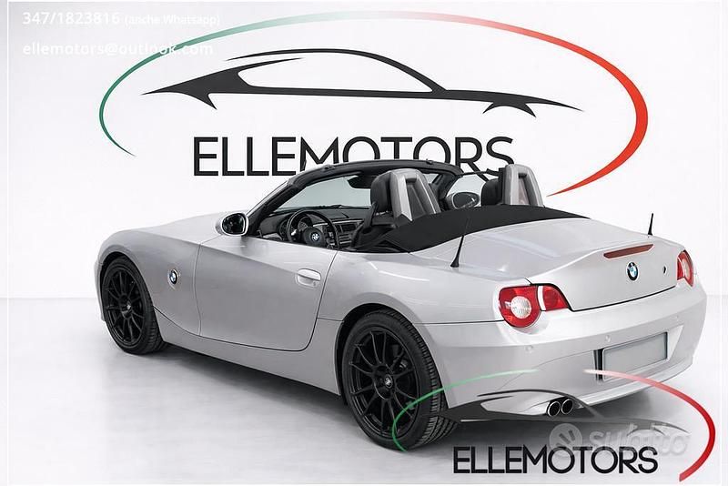 Usata BMW Z4 Efficient Dynamics 231 CV (169 kW) 2003 Argento Cabrio