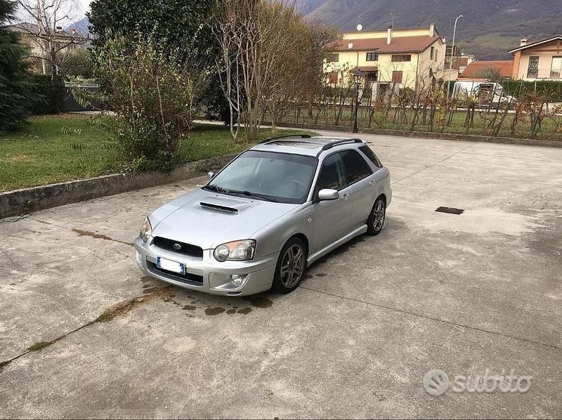 Usata Subaru Impreza 2005 Grigio Station wagon
