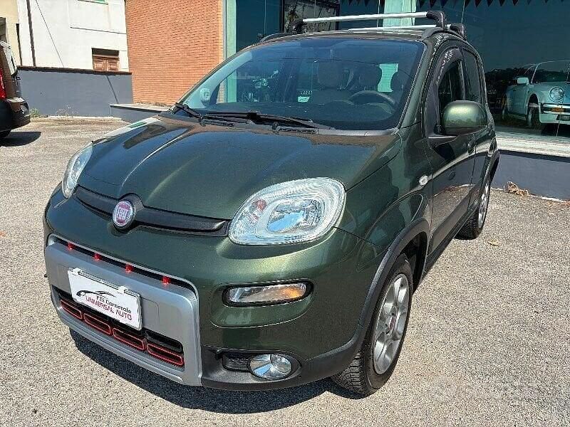 Verde Usata 2014 Fiat Panda 4x4 S Due volumi | 10.870 € (Molto cara) - Immagine 1/4