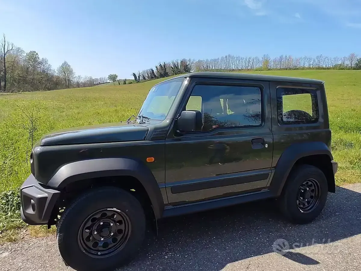 Occasion Suzuki Jimny 102 ch (75 kW) 2023 Vert SUV