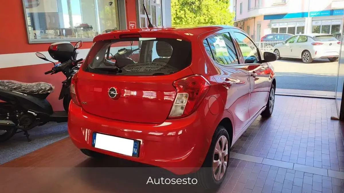 Usata Opel Karl Cosmo 75 CV (55 kW) 2016 Rosso Utilitaria