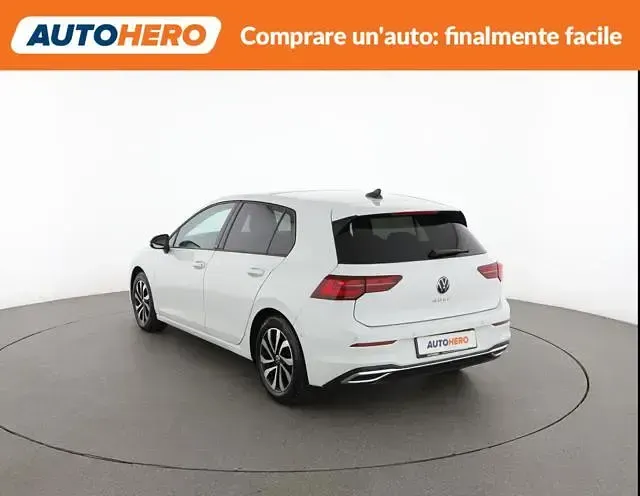 Usata VW Golf VIII Active 150 CV (110 kW) 2022 Bianco Berlina