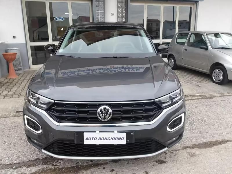 Usata VW T-Roc Advance 115 CV (84 kW) 2019 Giallo SUV
