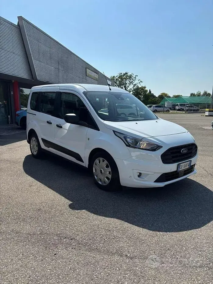 Usata Ford Transit Connect Trend 101 CV (74 kW) 2022 Bianco Monovolume