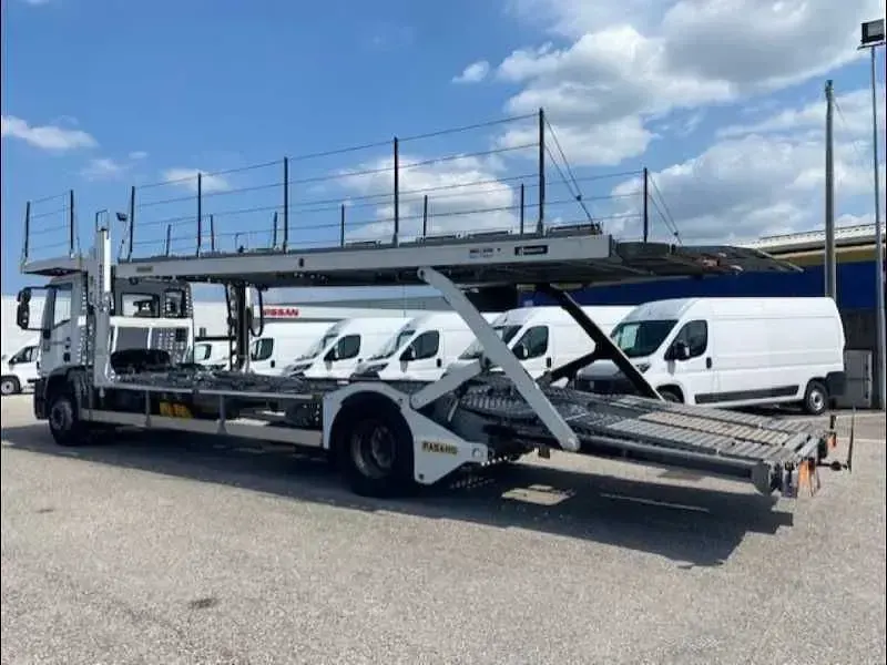 Usata Iveco Daily 279 CV (205 kW) 2008 Bianco Furgone