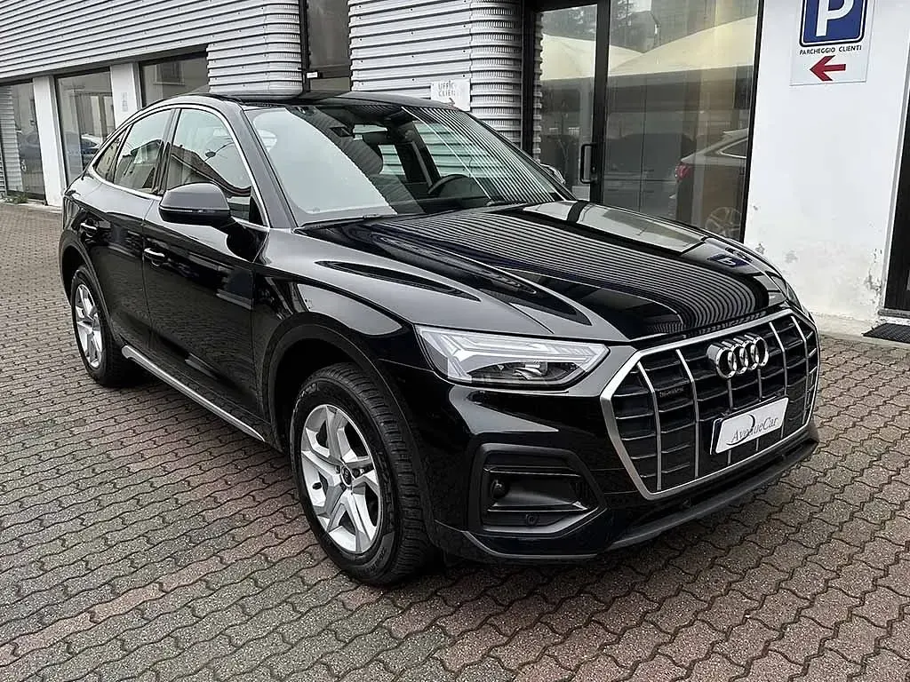Usata Audi Q5 Sportback Ambiente 204 CV (150 kW) 2022 Nero / metallizzato SUV