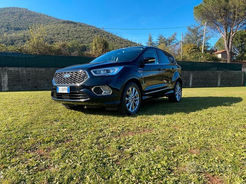 Nero Usata 2018 Ford Kuga Vignale SUV | 16.200 € (Buon prezzo) - Immagine 1/4