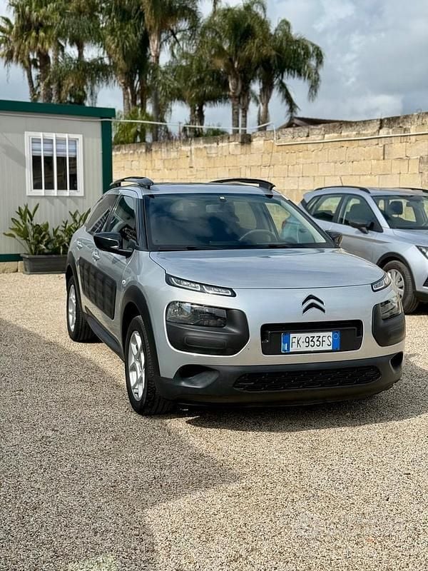 Usata Citroën C4 Cactus Shine 99 CV (72 kW) 2018 Grigio Utilitaria