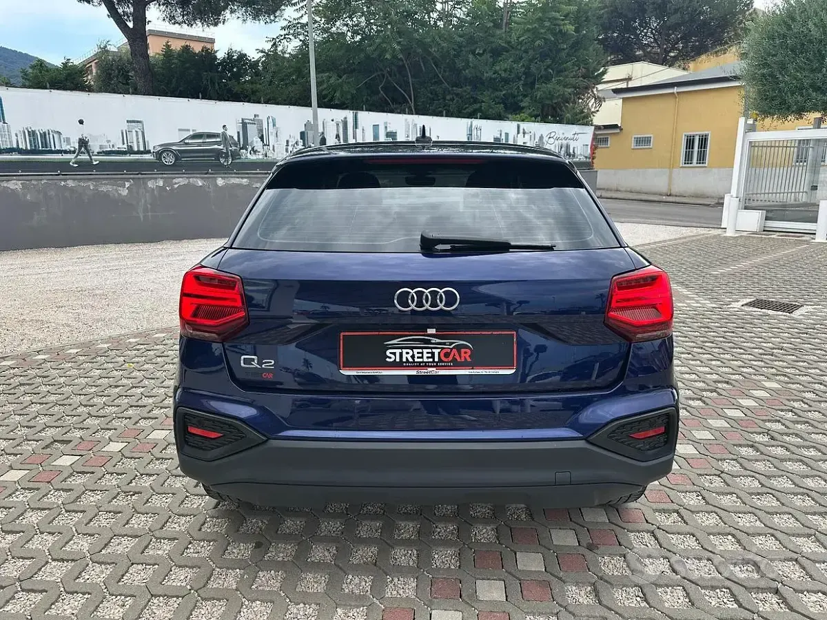 Usata Audi Q2 Business 116 CV (85 kW) 2022 Blu/azzurro SUV