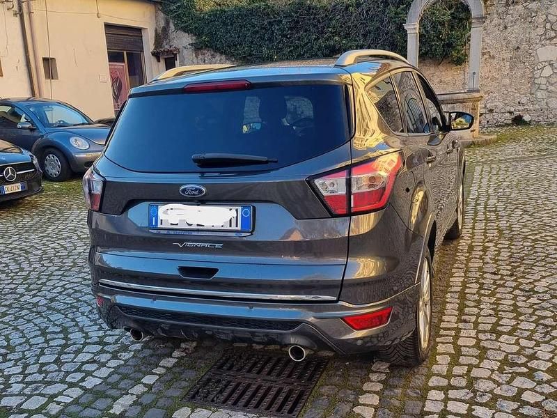 Usata Ford Kuga Vignale 150 CV (110 kW) 2018 Grigio SUV