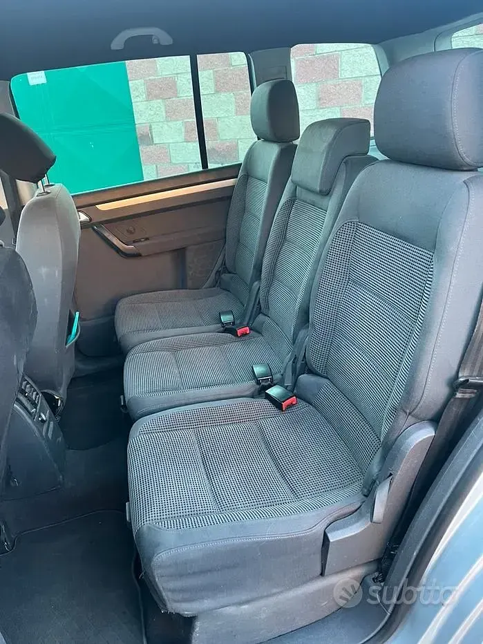 Usata VW Touran 140 CV (102 kW) 2005 Monovolume