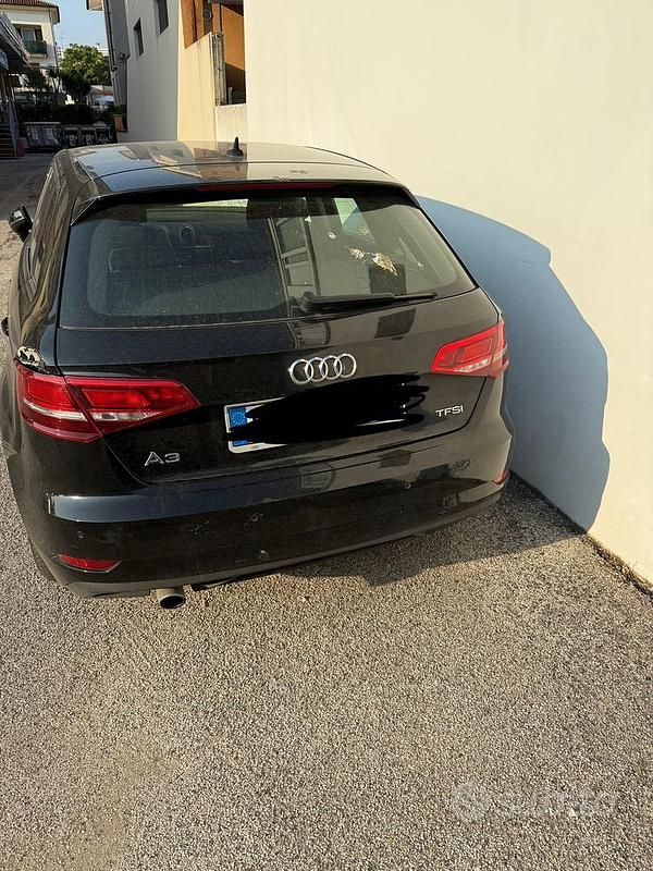 Usata Audi A3 116 CV (85 kW) 2017 Nero Utilitaria