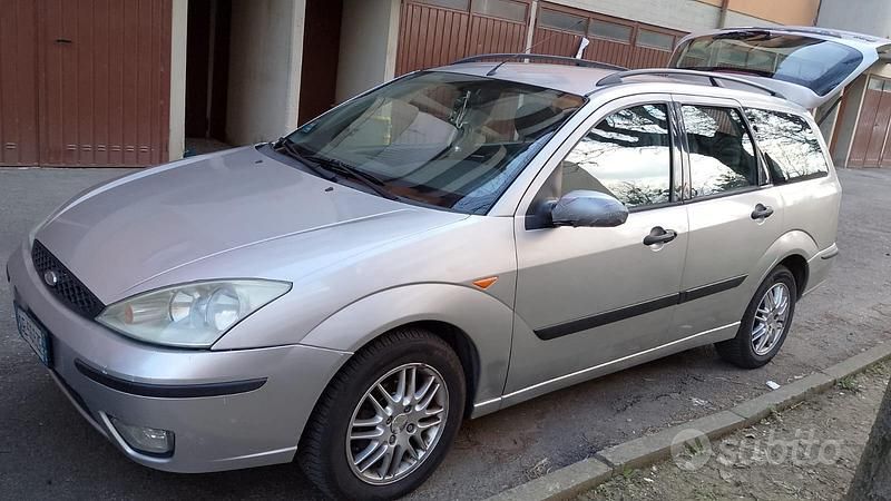 Usata Ford Focus 2003 Grigio Station wagon