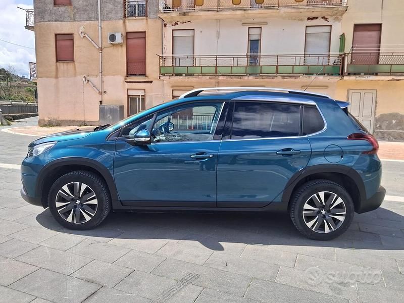 Usata Peugeot 2008 115 CV (84 kW) 2018 Verde SUV