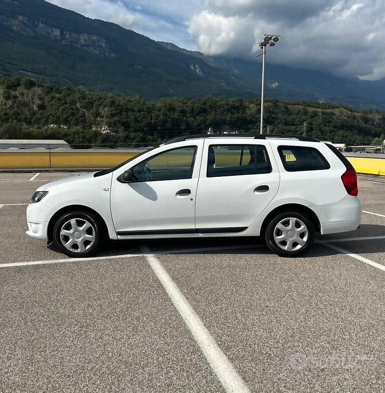 Usata Dacia Logan MCV 75 CV (55 kW) 2015 Bianco Station wagon