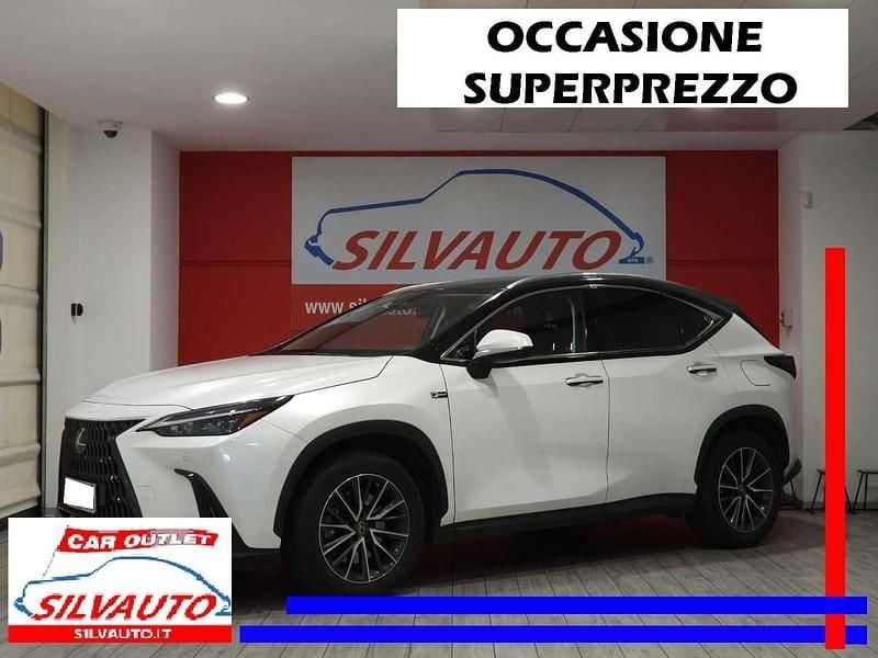 Usata Lexus NX450h+ 185 CV (136 kW) 2023 Bianco SUV