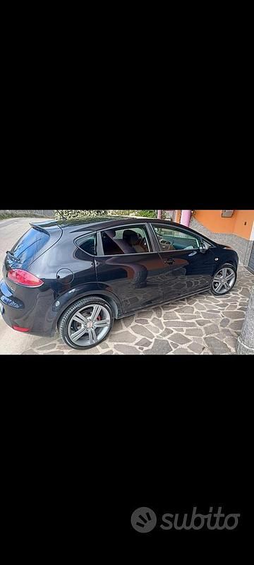 Usata Seat Leon FR 170 CV (125 kW) 2008 Nero Utilitaria