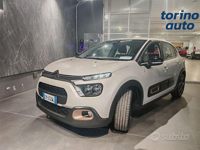 Używany Citroën C3 102 KM (75 kW) 2023 Beżowy Hatchback