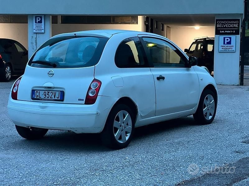 Usata Nissan Micra 65 CV (47 kW) 2010 Bianco Utilitaria